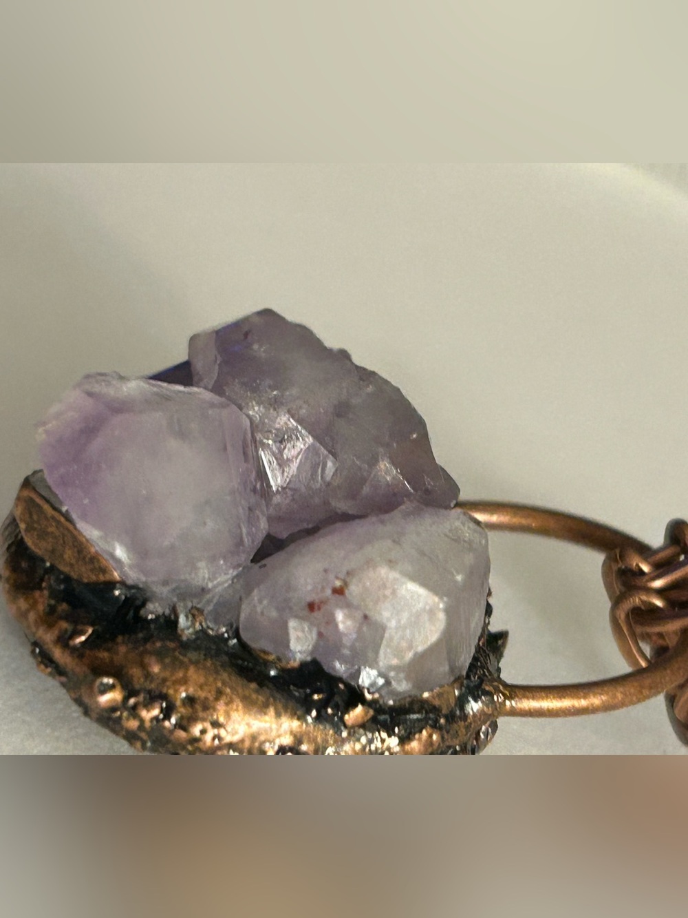 NWOT Necklace Artisan Amethyst crystals, Brutalist copper sculpture, chain - Picture 9 of 12